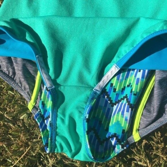Size 16 Speedo Swimming Sports Exercise One-Piece - Picture 5 of 8